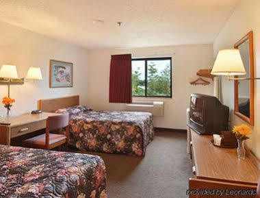 Super 8 By Wyndham Augusta Hotell Exteriör bild